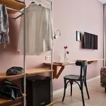 Hola Hotel apartamentowy 3*