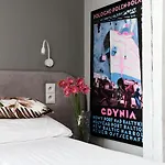 Hola 3* Γκντίνια