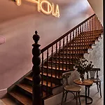 Hotel apartamentowy Hola